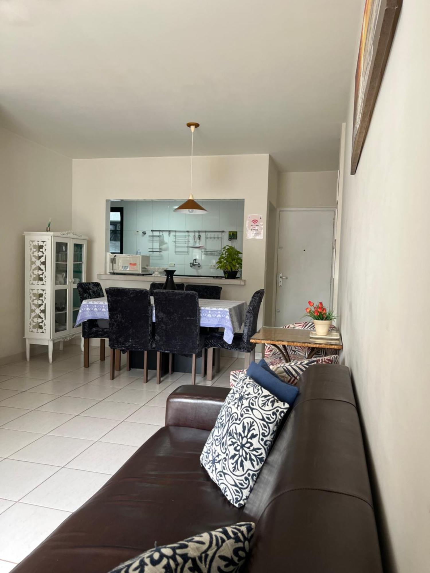 Apartamento Amplo A Menos De 400 Metros Da Praia Localizado Proximo A Praca Da Brunella, Area Nobre Do Guaruja. Экстерьер фото